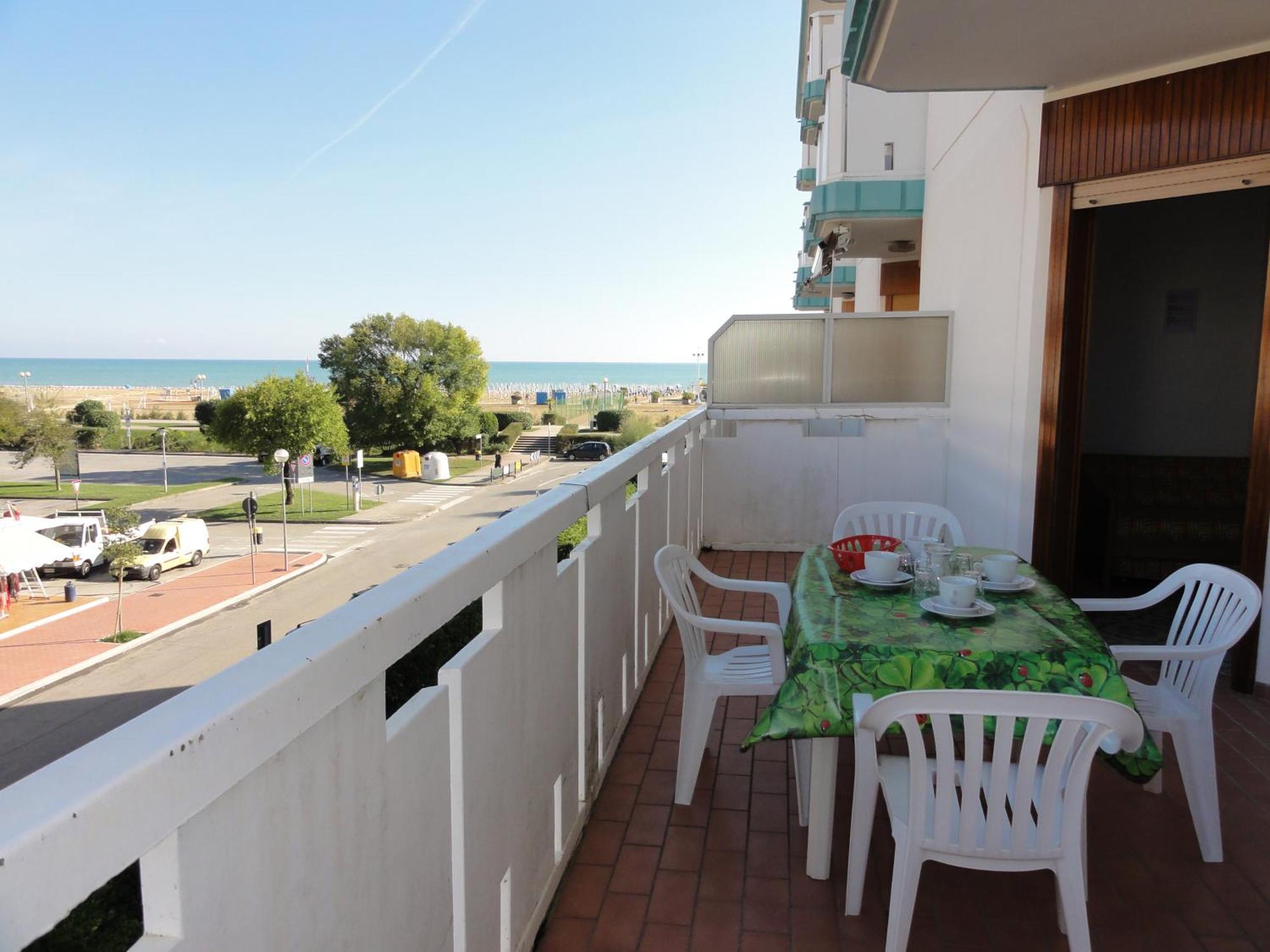 Corso - Appartamenti Bibione Oda fotoğraf